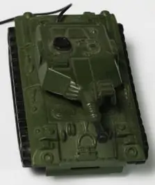 Mini tenk na daljinsko upravljanje