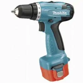 Akumulatorska bu&scaron;ilica-&scaron;rafilica 6271DWAE 12V/2,0Ah + poklon set kruna MAKITA do isteka zaliha