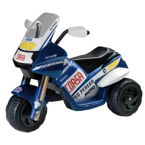 Pegperego Raider Corsa  motor sa tri točka, za jednu osobu, sa eletromotornim pogonom od 6V