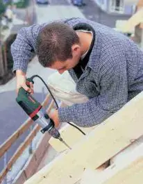 Vibraciona električna bu&scaron;ilica + set burgija SBE 705 METABO