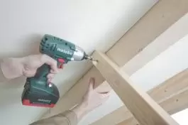 Akumulatorska udarna bu&scaron;ilica - odvrtač 18 V/2,6 Ah Plus METABO SSD 18 LT