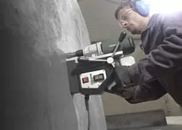 Magnetna bu&scaron;ilica MAG 32 sa stalkom + set glodala Metabo