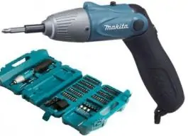 Vibraciona bu&scaron;ilica 1010W HP2071 + 6723 &scaron;rafilica MAKITA Super akcija