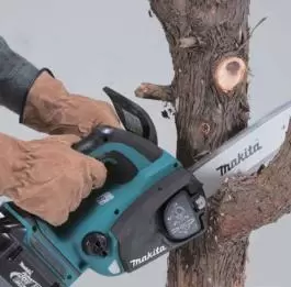 Akumulatorska lančana testera MAKITA BUC250RD 36 V / 2,6 Ah