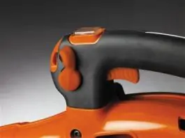 Benzinski duvač-usisivač li&scaron;ća HUSQVARNA 125 BVX 