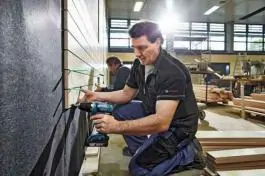 Akumulatorska bu&scaron;ilica-odvrtač Bosch GSR 18 V-EC Professional