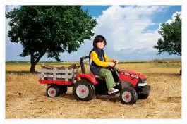 Maxi diesel traktor PegPerego