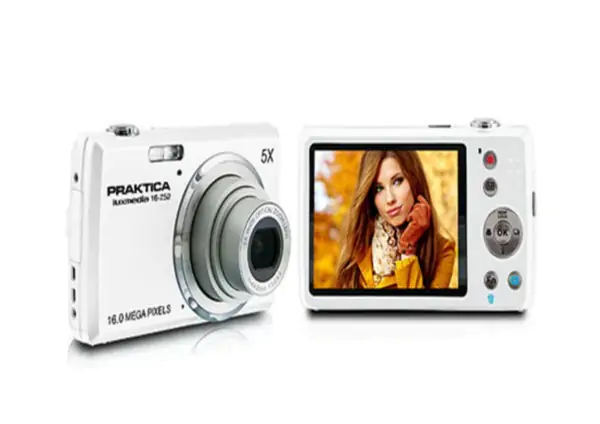 Digitalni fotoaparat Luxmedia 16-Z52 beli PRAKTICA
