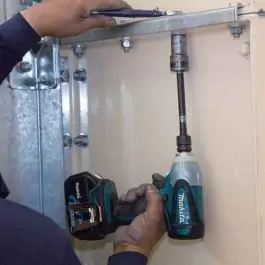 Akumulatorski udarni odvrtač DTW251Z Makita