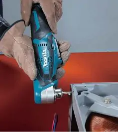 Akumulatorska ugaona bu&scaron;ilica DA330DWE Makita