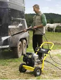 Benzinski perač pod pritiskom G 7.10 Karcher