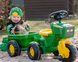 Traktor za decu sa prikolicom John Deere RollyTrac