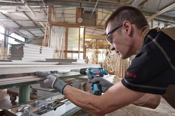 Akumulatorska bušilica-odvrtač GSR 12V-20 Professional Bosch