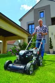 Motorna samohodna kosačica Falcon 6111 B-Matic Villager