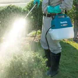 Makita akumulatorska prskalica US053DZ