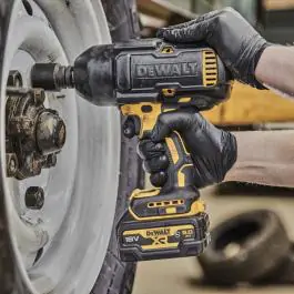 DeWALT aku udarni odvijač DCF900P2G 1900Nm