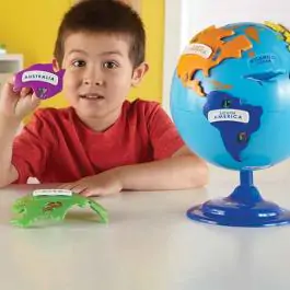 Edukativni globus za decu iz delova