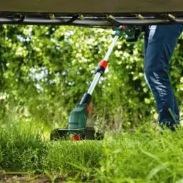 Bosch UniversalGrassCut 18V-26-500 Akumulatorski trimer za travu, bez baterije i punjača 06008C1F01