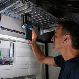 Bosch GLI 18V-800 Akumulatorska LED lampa, bez baterije i punjača 0601443600