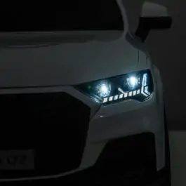Dečiji auto na akumulator Audi Q7 Beli - Premium Oprema