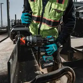 Akumulatorski probijač rupa PP001GZK 40V XGT Makita