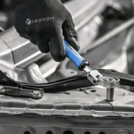 Ključ sa zupčastim mehanizmom i zglobom sa zamenljivim adapterima HT1R395 Hogert