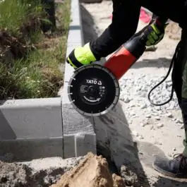 YATO ugaona brusilica 230mm 2800 W YT82110