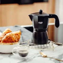 ADLER AD4421 džezva za espresso kafu 6 šoljica 320ML crna