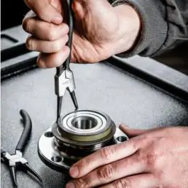 Kle&scaron;ta za spolja&scaron;nje seger prstenove, ravna, 180 mm - NEO TOOLS 01-041