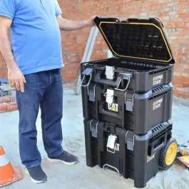 CAT kofer za alat DA41002 &ndash; 22,5 L, IP65, nosivost 34 kg