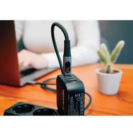 Kabal USB-C za sinhronizaciju i punjenje sa displejem 240W/40Gbps/120cm Sync & Charge Verbatim 31849 crni