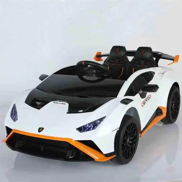 Lamborghini Huracan STO Beli - proizvod na akciji