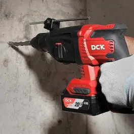 DCK KDZC04-24Z akumulatorska bušilica za beton, SDS-Plus, bez baterije i punjača, 20V