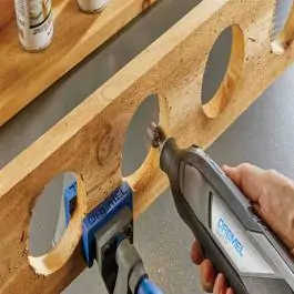 Dremel 8240-5/65 Aku Višenamenski alat 65 komada dodatnog pribora 12V 2,0Ah, F0138240JK