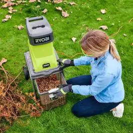 Drobilica (seckalica) za grane, 2500 W - RYOBI RSH2545B