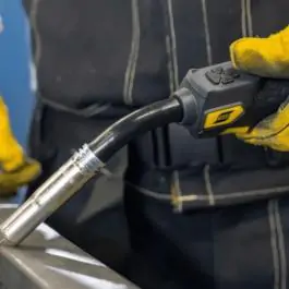 ESAB APARAT MIG MAG RUSTLER EM 350Cw PRO SYNERGIC