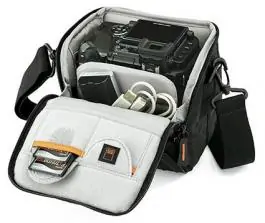 Torbica za fotoaparat Apex 110 AW crna LOWEPRO
