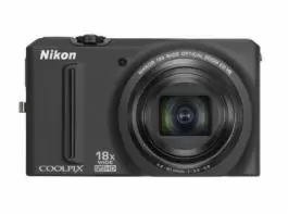 Digitalni fotoaparat COOLPIX S9100 Crni NIKON