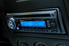 Auto plejer CD/MP3/USB/SD/MMC/FM, RDS 4x40W, plavi displej,euro konektor, C300 PRO XWAVE